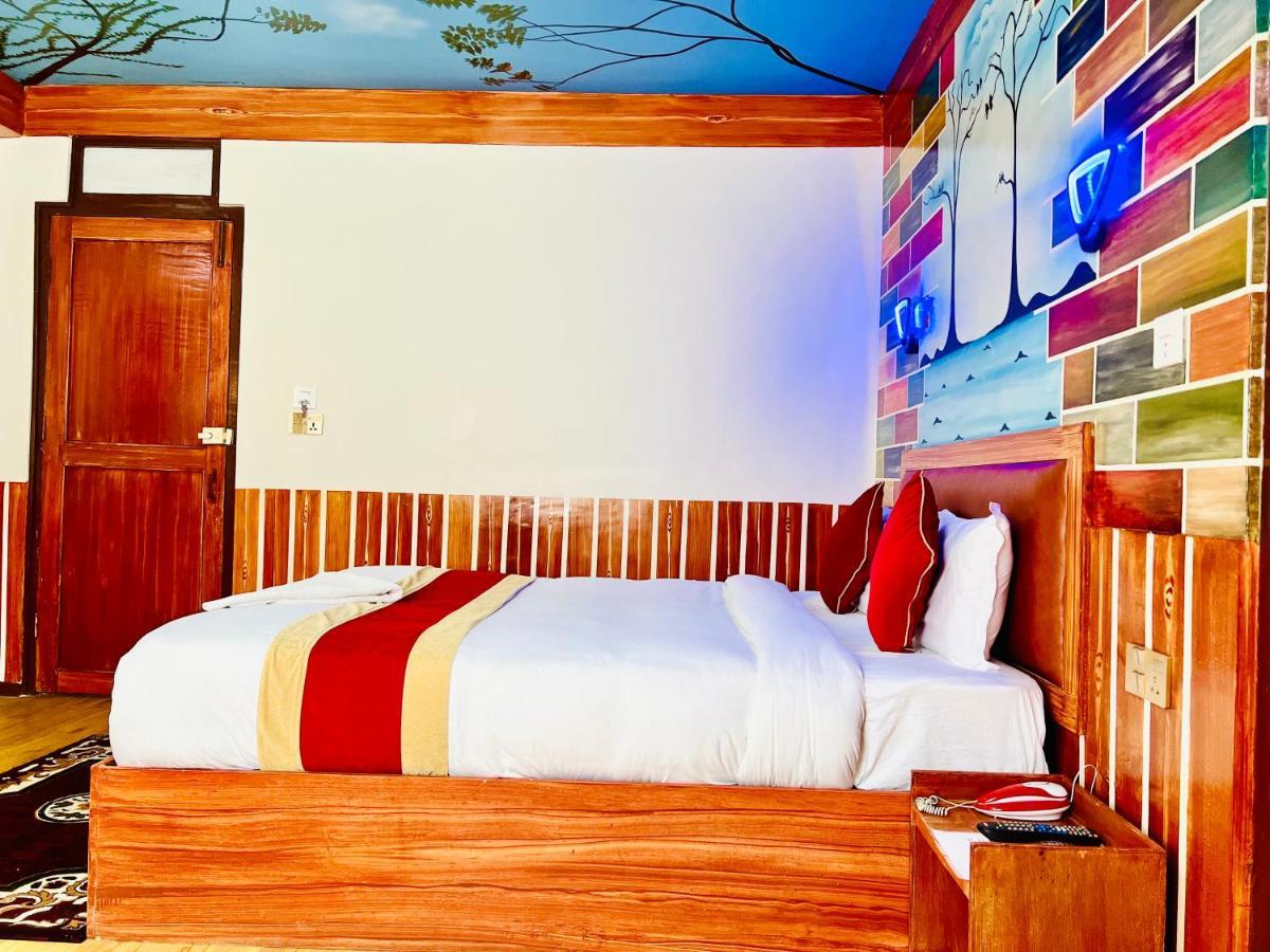Thamel Seasons Hotel Катманду Екстер'єр фото
