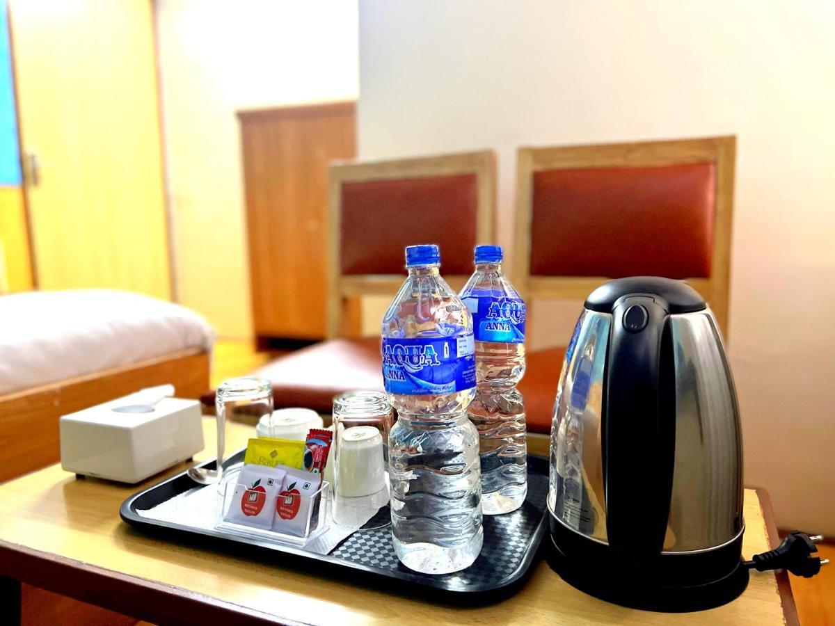 Thamel Seasons Hotel Катманду Екстер'єр фото