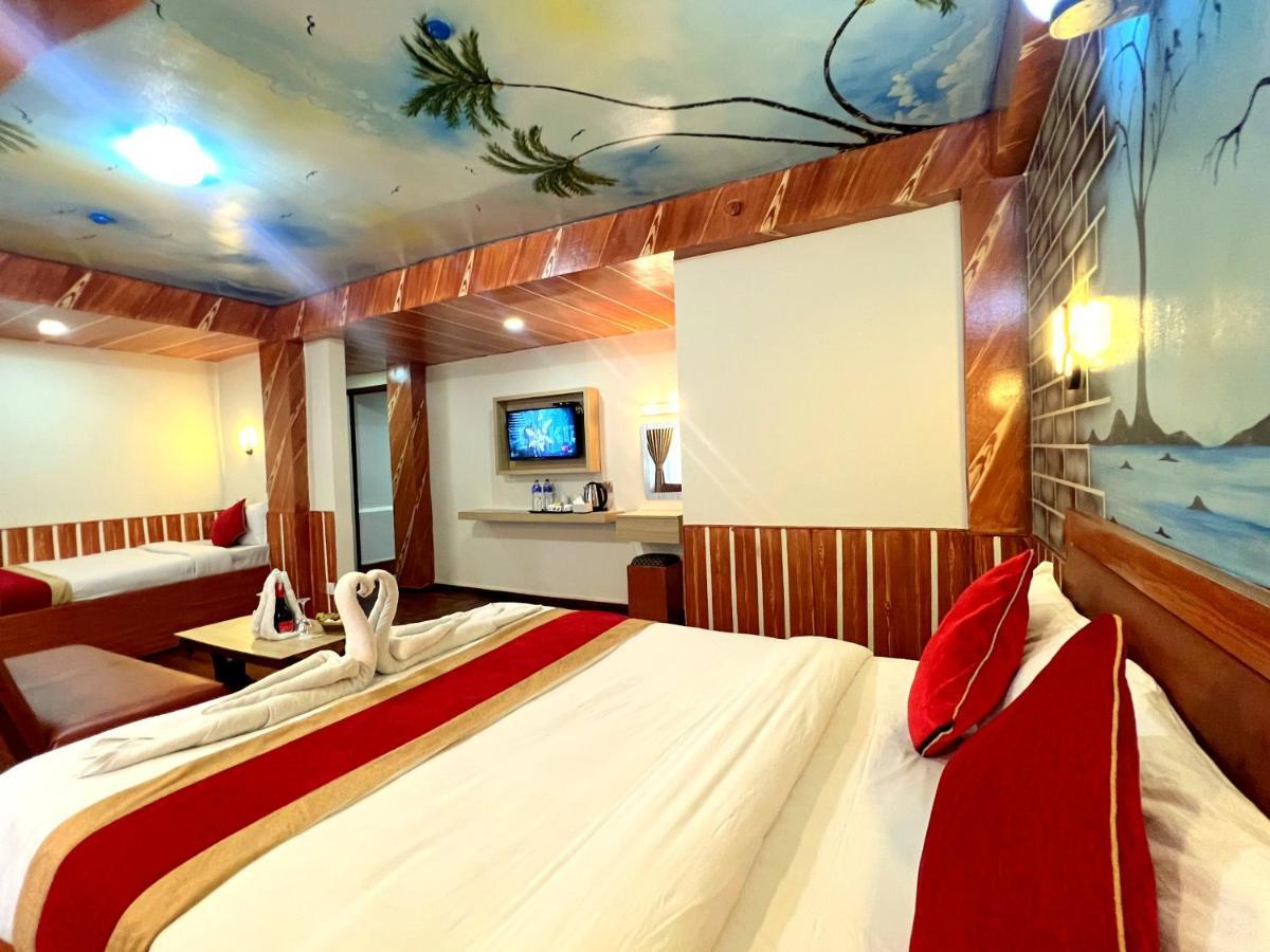 Thamel Seasons Hotel Катманду Екстер'єр фото